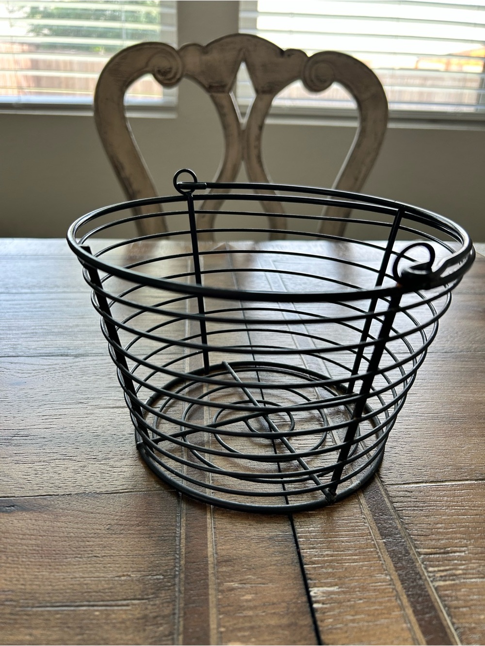 Farmhouse wire basket